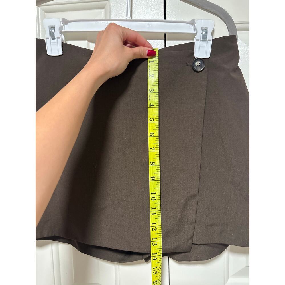 H&M Brown Skort Size 6 Women's Skort with Button Detail - Picture 5 of 6